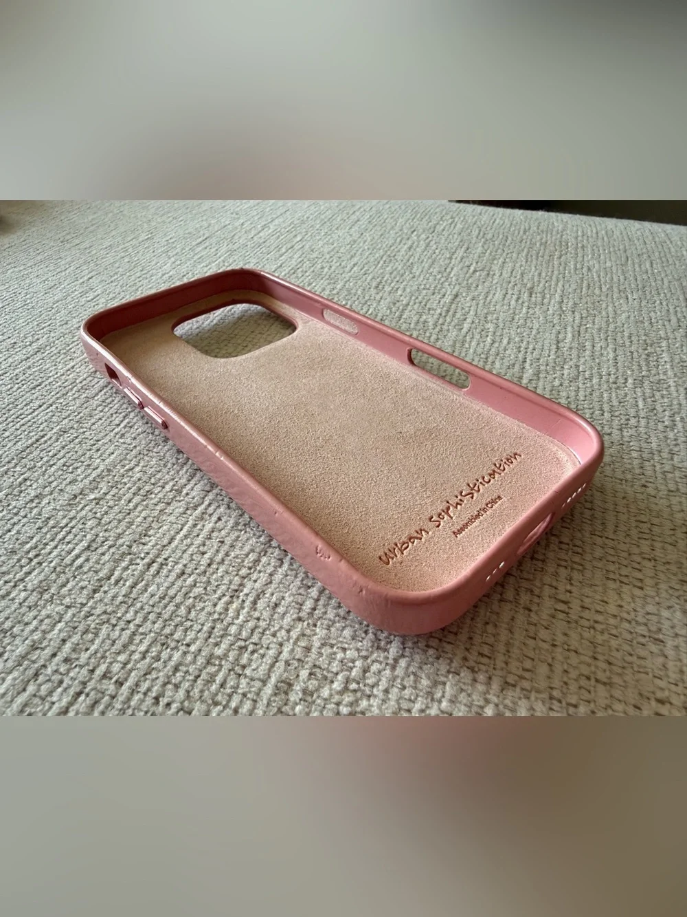 Urban sophistication The Puffer Case Ballerina iPhone 16 pro